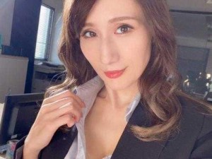 JULIA 京香无码中文在线播放，正版女神视频，带给你极致视觉体验